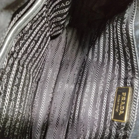 Authentic Prada Hand Bag Nappa Gaufre 2way Black Leather mn720-121725 - Picture 16 of 16
